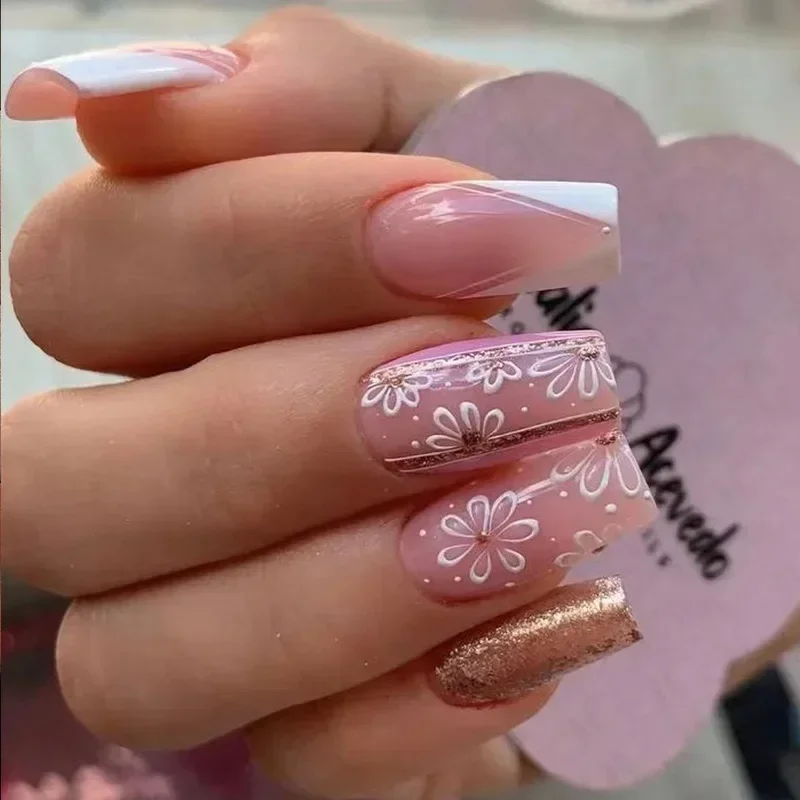 24Pcs White French Fake Nails  - Nail Art Rose Gold reseña y precio