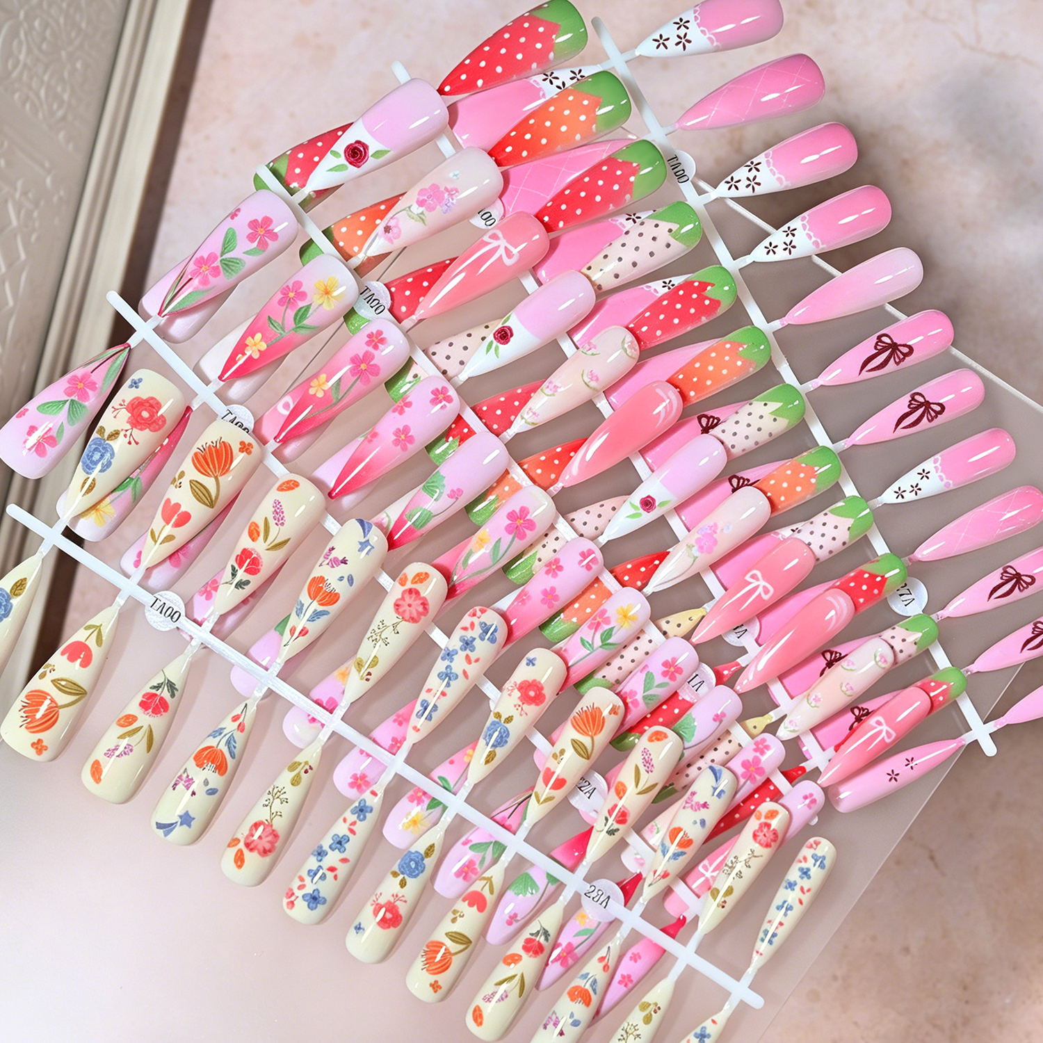 120Pcs Long Almond Press On Na - Nail Art Strawberry reseña y precio