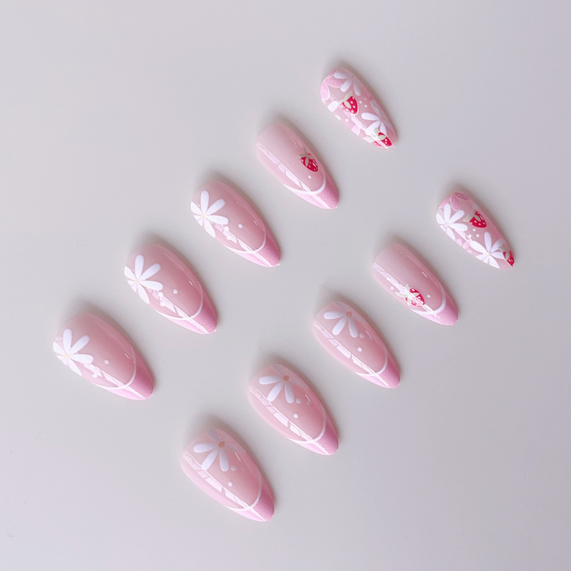 24pcs Ins Short Almond False N - Nail Art Strawberry reseña y precio