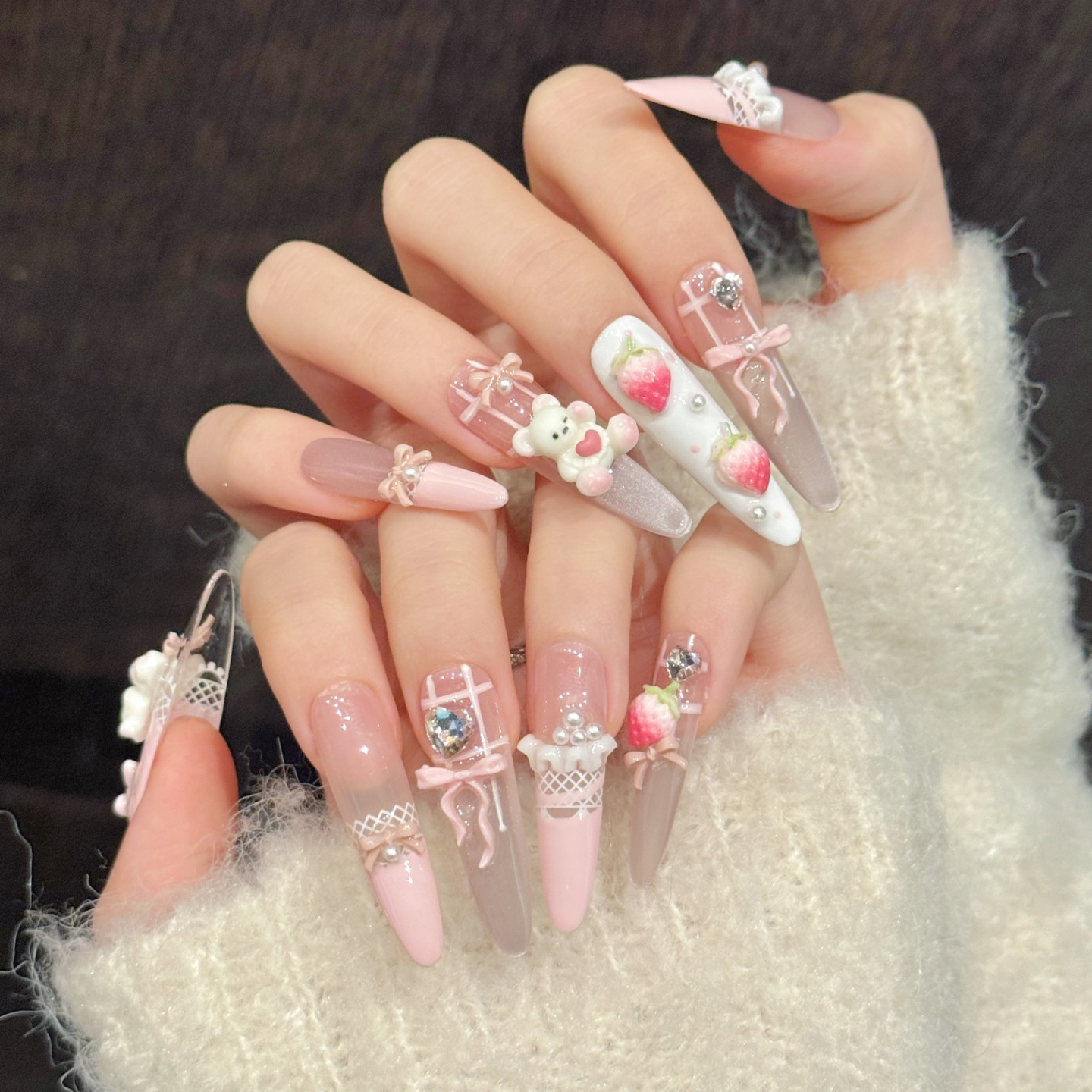 10PCS Stiletto Handmade Press  - Nail Art Strawberry reseña y precio
